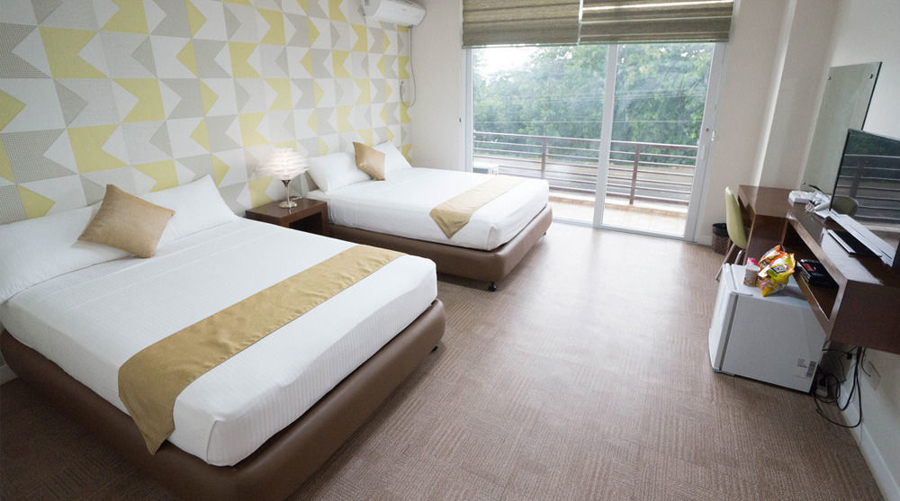 Lohas Airport Hotel Laguindingan Exterior foto